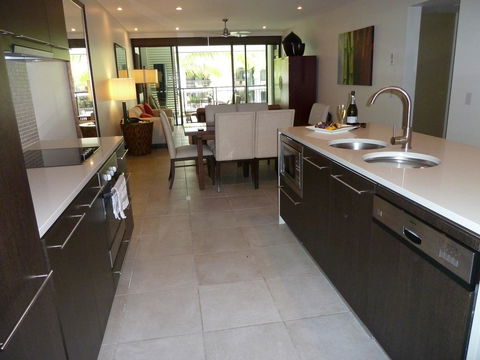 Penthouse 239 At See Temple Port Douglas - Hobart Tourism 2