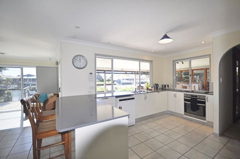Bribie Island Canal Holiday Destination! - Tourism TAS 6