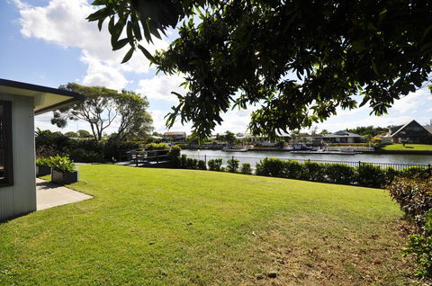 Bribie Island Canal Holiday Destination! - Tourism TAS 22