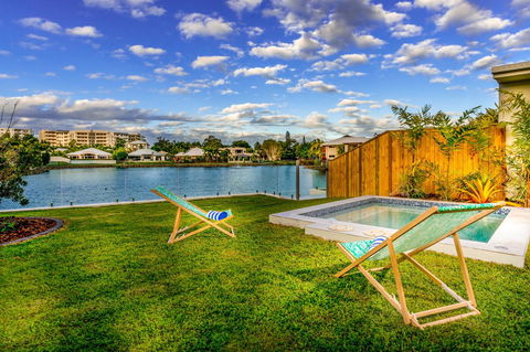 Blue Lagoon Villa A - Hobart Tourism 9