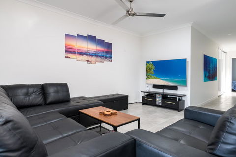 Blue Lagoon Villa A - Hobart Tourism 17