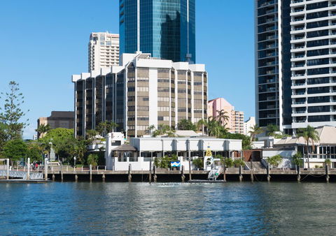 Tiki Hotel Apartments Surfers Paradise - Hobart Tourism 4