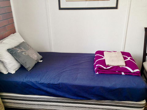 XYL Pets Friendly Seaside Boutique Guesthouse - Hobart Tourism 43