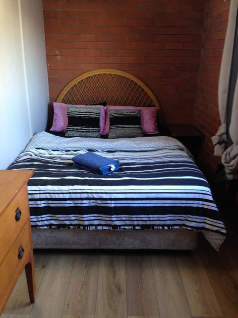 XYL Pets Friendly Seaside Boutique Guesthouse - Hobart Tourism 20