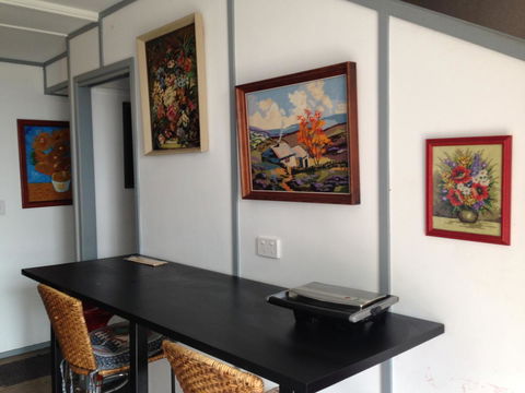 XYL Pets Friendly Seaside Boutique Guesthouse - Hobart Tourism 6