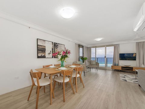 Sunbird Beach Resort Main Beach - Hobart Tourism 33