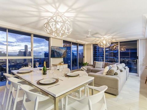 Sunbird Beach Resort Main Beach - Hobart Tourism 1