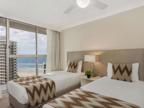 Sunbird Beach Resort Main Beach - Hobart Tourism 23
