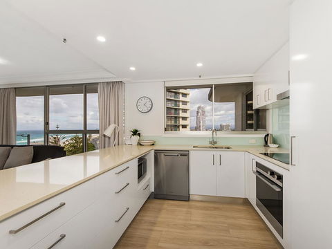 Sunbird Beach Resort Main Beach - Hobart Tourism 35