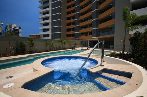 Monaco Caloundra - Hobart Tourism 6