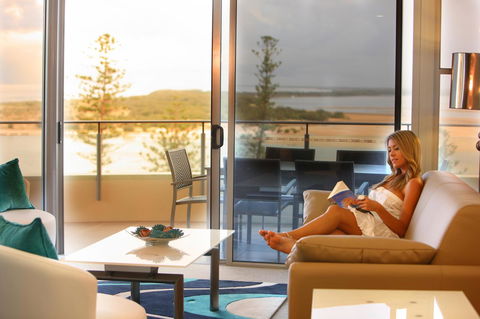 Monaco Caloundra - Hobart Tourism 33