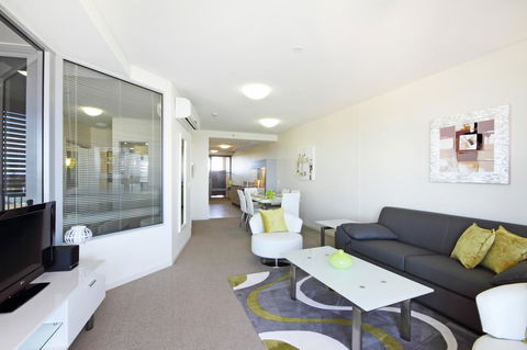 Monaco Caloundra - Hobart Tourism 29