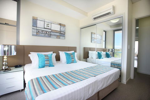 Monaco Caloundra - Hobart Tourism 14