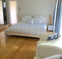 Bella by the beach - Hobart Tourism
