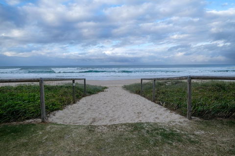 Sanctuary Beach Retreat - Hobart Tourism 25