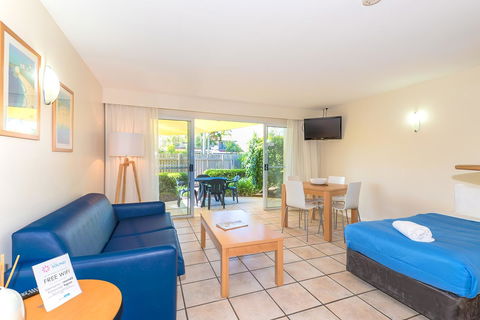 At The Sound Noosa Motel - Hobart Tourism 37