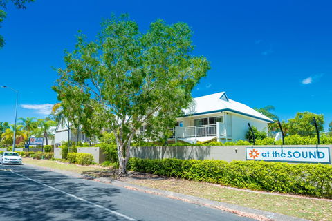 At The Sound Noosa Motel - Hobart Tourism 21