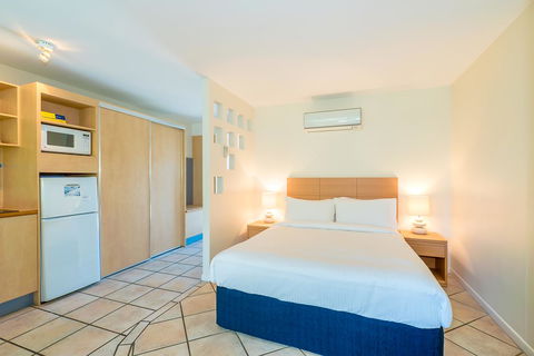 At The Sound Noosa Motel - Hobart Tourism 38