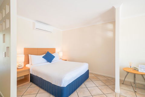 At The Sound Noosa Motel - Hobart Tourism 24