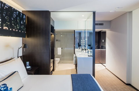 Hyatt Regency Brisbane - Tourism TAS 20