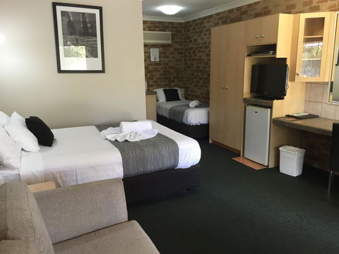 Country Gardens Motor Inn - Hobart Tourism 14
