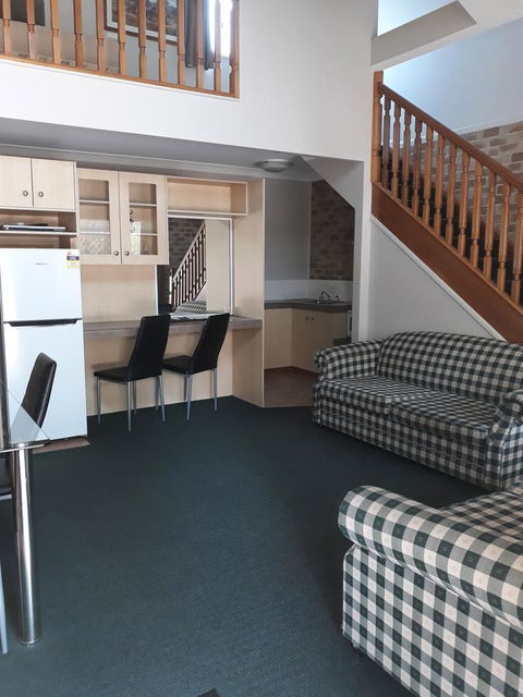 Country Gardens Motor Inn - Hobart Tourism 2
