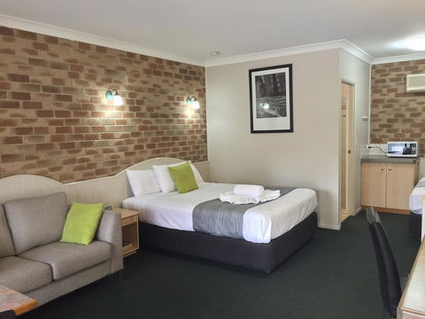 Country Gardens Motor Inn - Hobart Tourism 8