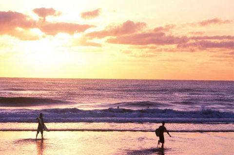 Seacrest Beachfront Apartments Surfers Paradise - Hobart Tourism 41