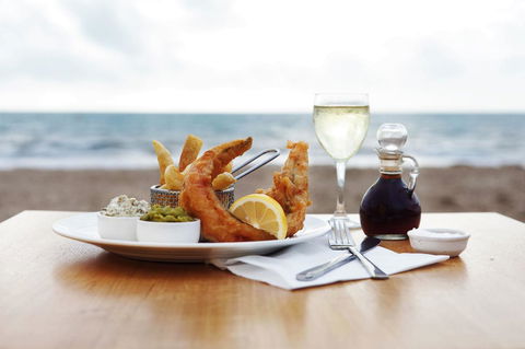 Seacrest Beachfront Apartments Surfers Paradise - Hobart Tourism 38
