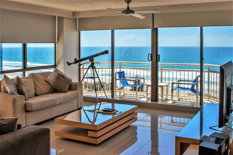 Seacrest Beachfront Apartments Surfers Paradise - Hobart Tourism 30