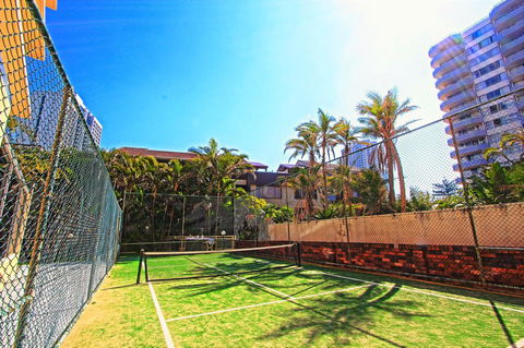 Seacrest Beachfront Apartments Surfers Paradise - Hobart Tourism 16