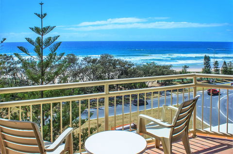 Seacrest Beachfront Apartments Surfers Paradise - Hobart Tourism 32