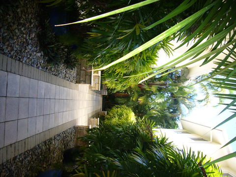 Mandalay Luxury Beachfront Apartments - Hobart Tourism 8
