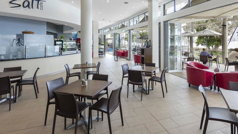 Oaks Hervey Bay Resort And Spa - Hobart Tourism 26
