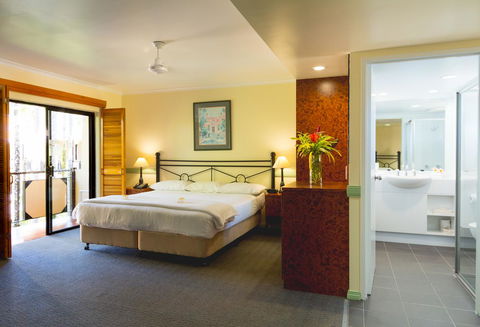 Palm Royale Cairns - Hobart Tourism 25
