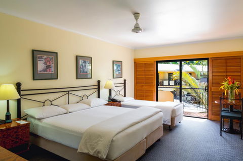 Palm Royale Cairns - Hobart Tourism 21