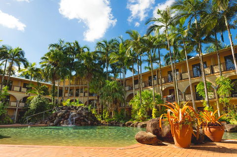 Palm Royale Cairns - Hobart Tourism 11