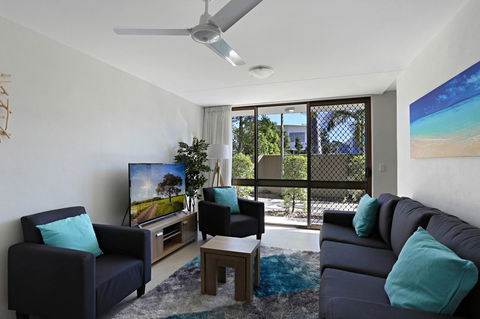 Kananda Beach House - Hobart Tourism 1