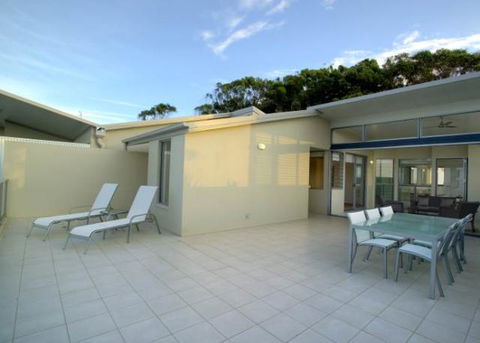 Rainbow Sea Resort - Tourism TAS 10