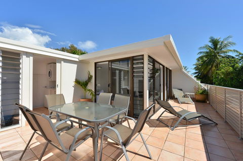 Seascape Holidays - Tropical Reef Apartments - Hobart Tourism 22