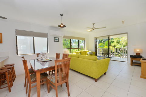 Seascape Holidays - Tropical Reef Apartments - Hobart Tourism 15