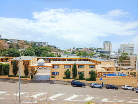 The Robert Towns - Hobart Tourism 13