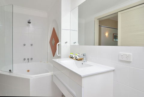 Le Cher Du Monde Adults Only - Hobart Tourism 19