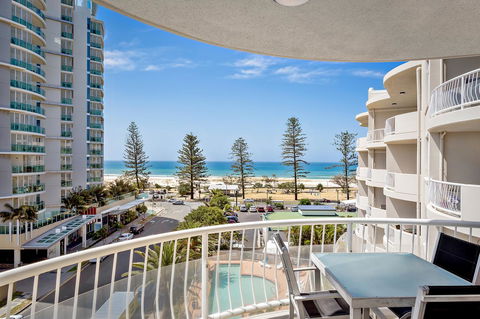 Kirra Beach Apartments - Hobart Tourism 22