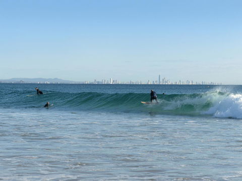 Kirra Beach Apartments - Hobart Tourism 9