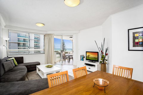 Kirra Beach Apartments - Hobart Tourism 31
