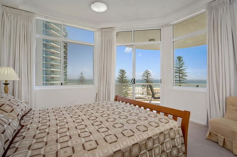 Kirra Beach Apartments - Hobart Tourism 23