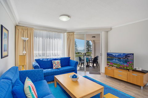 Kirra Beach Apartments - Hobart Tourism 15