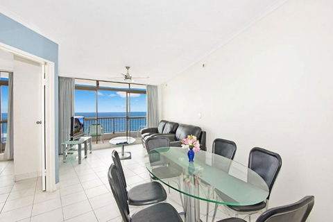 Surfers International Apartments - Hobart Tourism 16