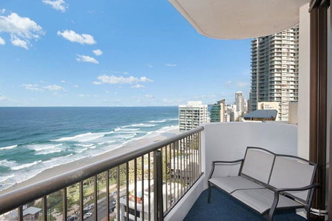 Surfers International Apartments - Hobart Tourism 7